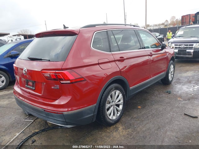 3VV2B7AX4JM082340 Volkswagen Tiguan 2.0t Sel/2.0t Se