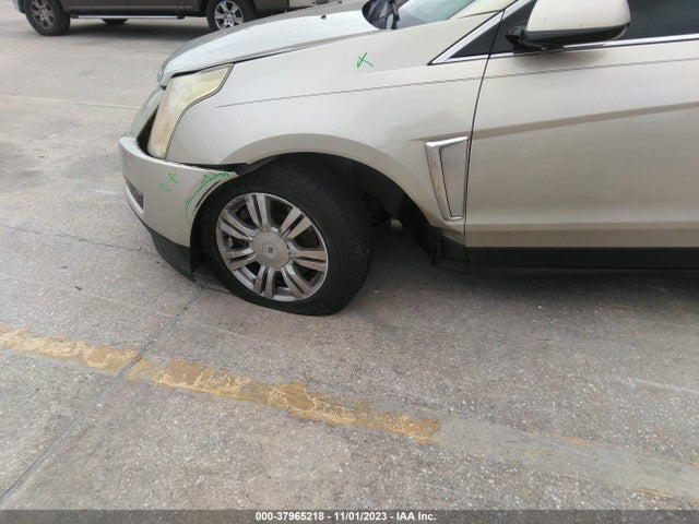 Cadillac Srx Luxury Collection 2015 3GYFNBE33FS606270 Image 6