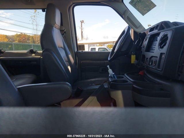 2013 FORD E-350 SUPER DUTY XL VIN: 1FBSS3BL5DDA77459