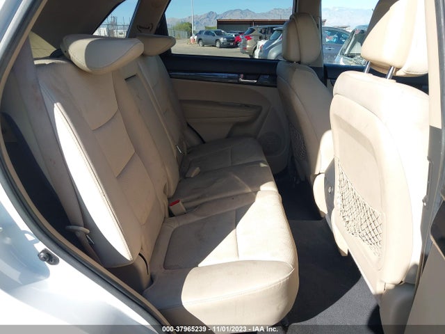 2013 KIA SORENTO LX VIN: 5XYKT3A17DG344644