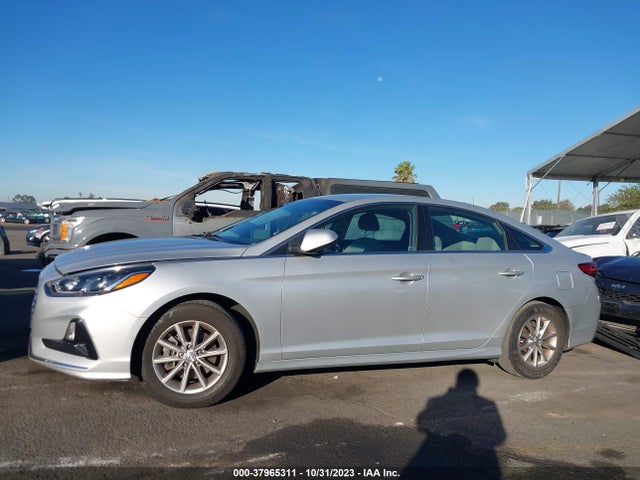 2018 HYUNDAI SONATA SE VIN: 5NPE24AF0JH693943