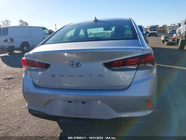Hyundai SONATA SE 2018 5NPE24AF0JH693943 Image 15
