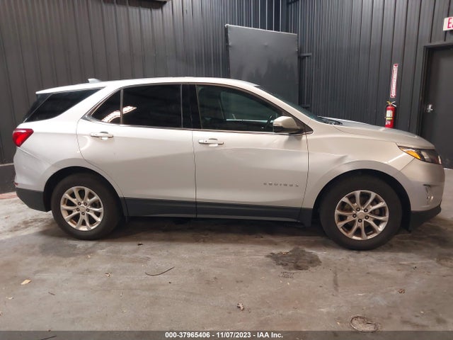 Chevrolet EQUINOX LT 2018 2GNAXJEVXJ6331596 Image 13