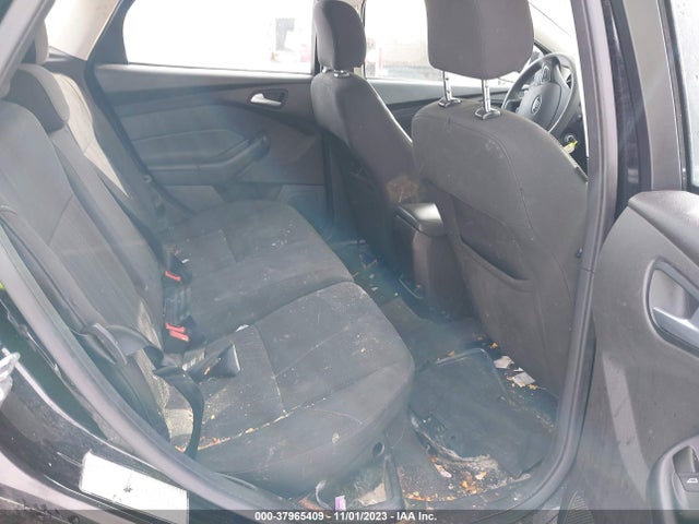 2016 FORD FOCUS SE VIN: 1FADP3K26GL291194
