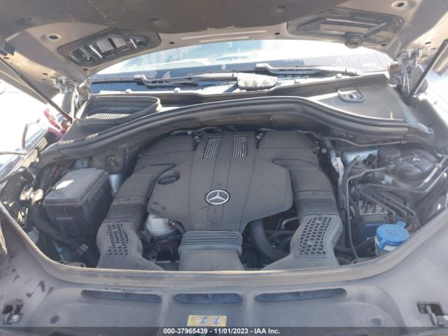 2015 MERCEDES-BENZ GL 450 4JGDF6EE4FA489881 Photo 9