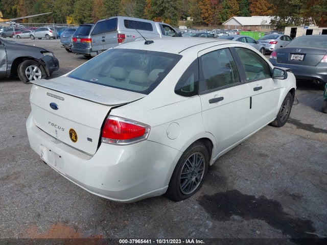 2010 FORD FOCUS SE VIN: 1FAHP3FN0AW148107