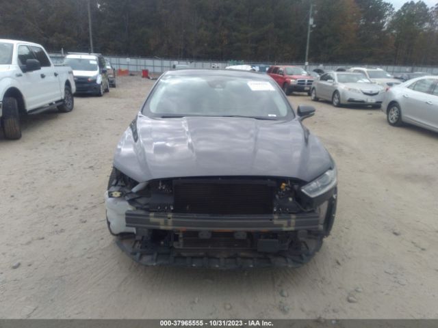3FA6P0SU8GR320981 Ford Fusion Energi Titanium