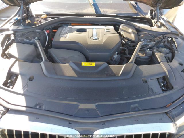 2018 BMW 740E WBA7J2C58JG938543 Photo 9