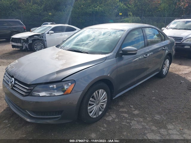 1VWAT7A32EC039303 Volkswagen PASSAT S