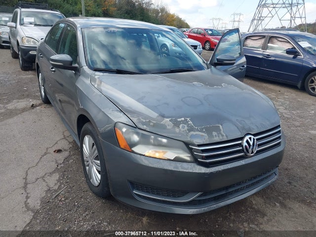 1VWAT7A32EC039303 Volkswagen PASSAT S