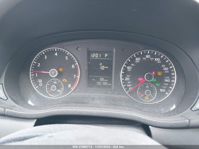 1VWAT7A32EC039303 Volkswagen PASSAT S