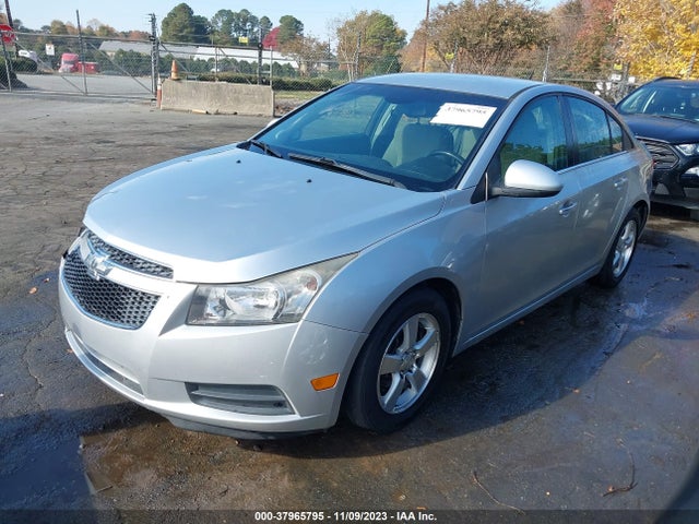 Chevrolet Cruze 1lt Auto 2014 1G1PC5SBXE7328969 Image 2