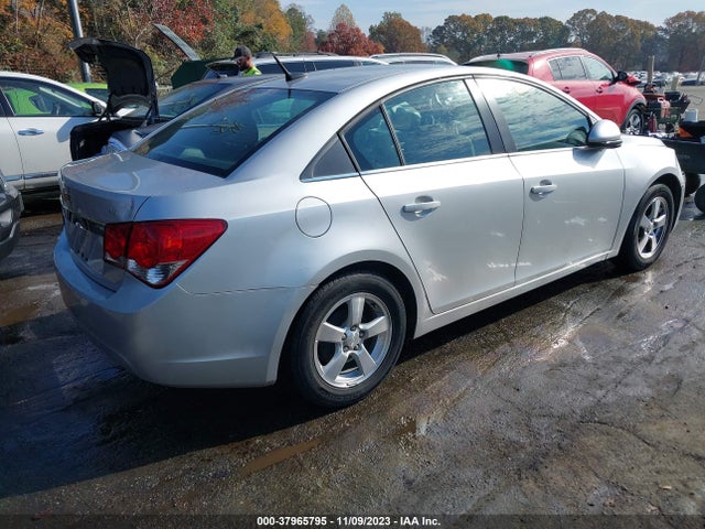 Chevrolet Cruze 1lt Auto 2014 1G1PC5SBXE7328969 Image 4