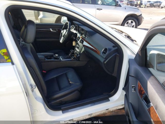 WDDGF4HB4EG212057 Mercedes-Benz C-class C 250