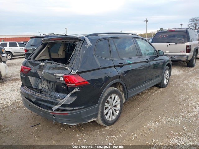 2018 VOLKSWAGEN TIGUAN 2.0T S VIN: 3VV1B7AX9JM035946