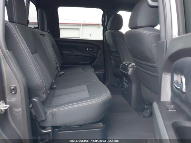 1N6AA1E58JN520993 Nissan Titan S/sv/pro-4x/sl