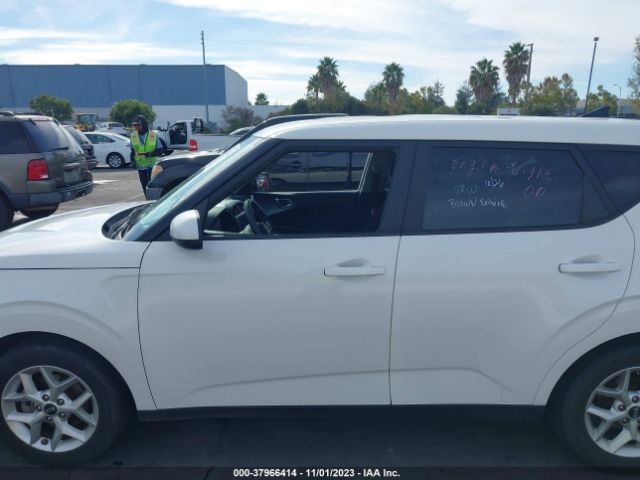 KNDJ23AU4M7137196 KIA SOUL S