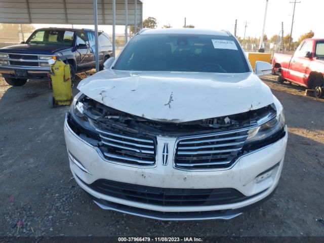 5LMCJ2D91JUL20669 Lincoln MKC SELECT