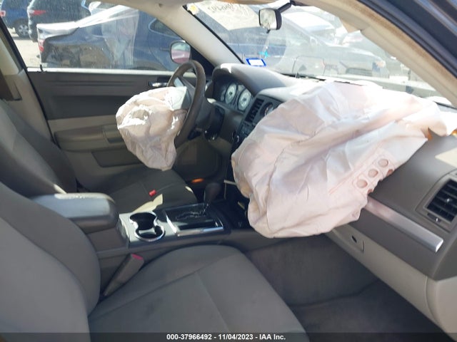 2008 CHRYSLER 300 LX VIN: 2C3LA43R48H243589