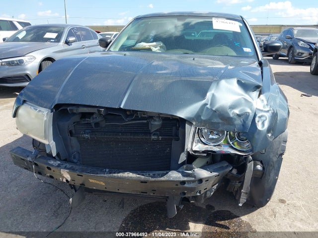 2008 CHRYSLER 300 LX VIN: 2C3LA43R48H243589