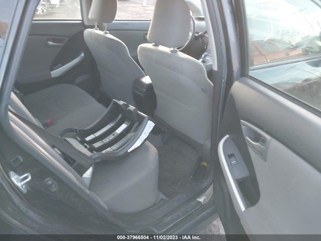 Toyota Prius Two 2015 JTDKN3DU7F0443019 Image 8