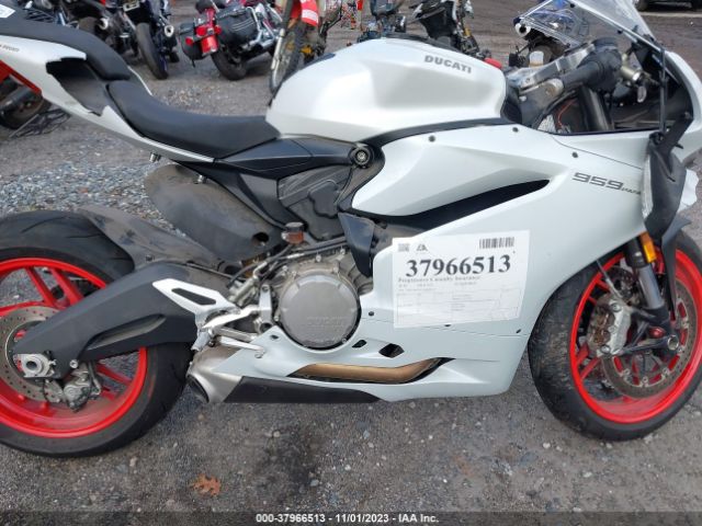 2018 DUCATI SUPERBIKE ZDM14B1W1JB008335 Photo 7