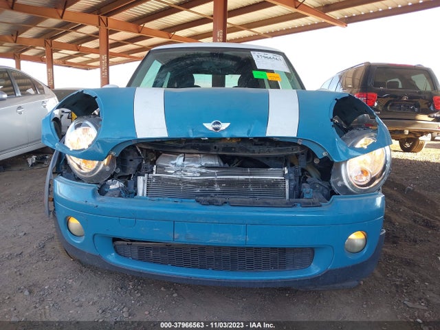 2008 MINI COOPER WMWMF33578TT59703 Photo 5
