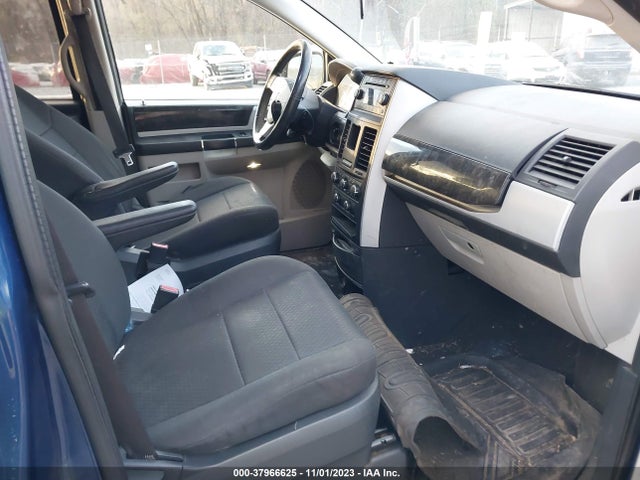 2010 DODGE GRAND CARAVAN SXT VIN: 2D4RN5D12AR459811