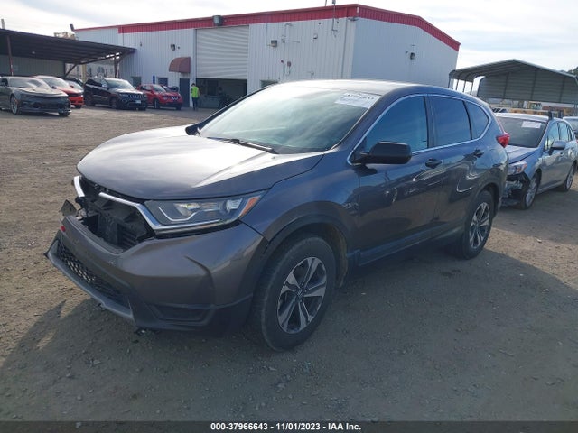 Honda CR-V LX 2018 2HKRW6H33JH220082 Image 2
