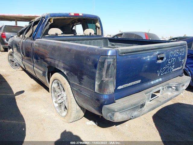 2001 CHEVROLET SILVERADO 1500 LS VIN: 2GCEC19T811262208
