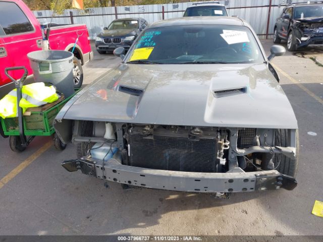 2C3CDZFJ8JH327897 Dodge Challenger R/t Scat Pack