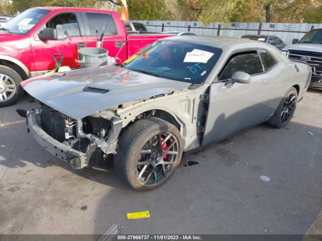 2C3CDZFJ8JH327897 Dodge Challenger R/t Scat Pack