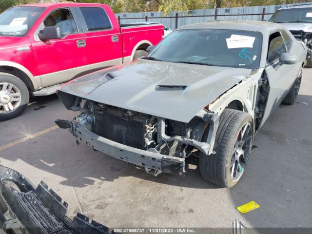 2C3CDZFJ8JH327897 Dodge Challenger R/t Scat Pack