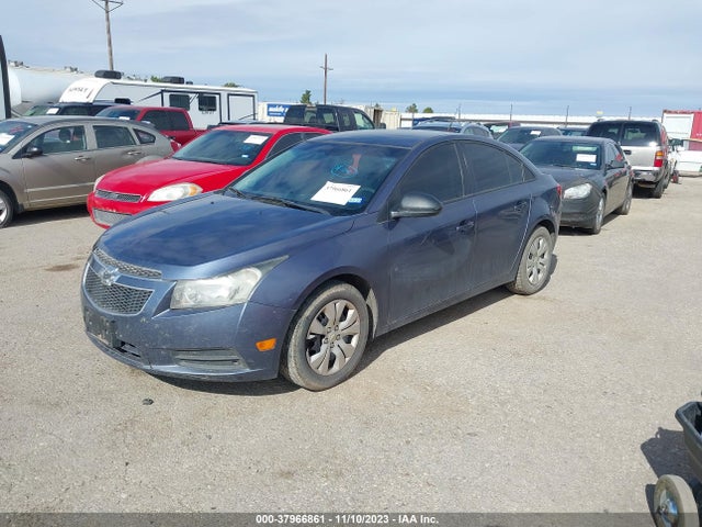 Chevrolet CRUZE LS 2014 1G1PA5SH8E7171680 Image 2