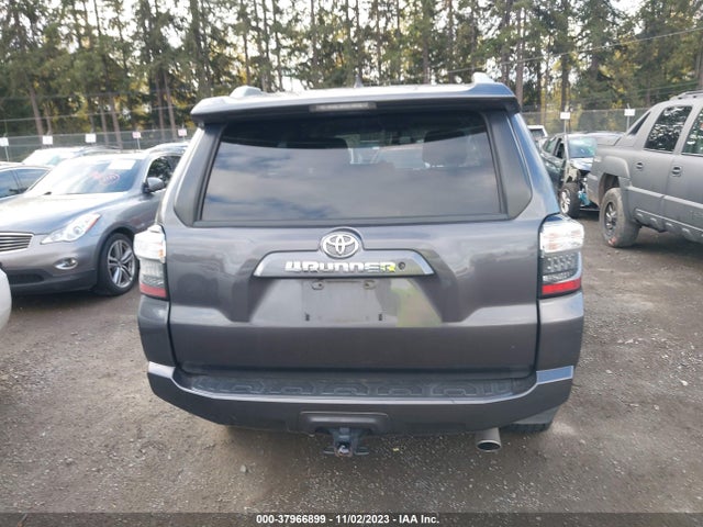 Toyota 4RUNNER SR5 2018 JTEBU5JR5J5496579 Image 16