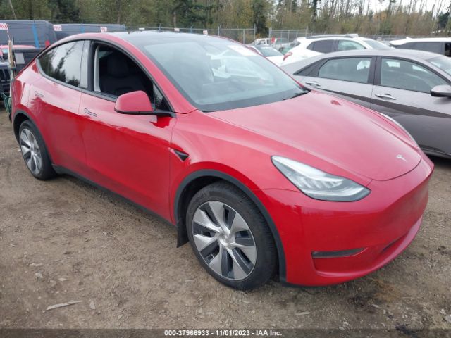 Продажа на аукционе авто 2023 Tesla Model Y Awd, vin: 7SAYGAEEXPF583068, номер лота: 37966933