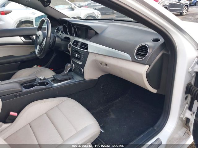 WDDGJ4HB8EG283552 Mercedes-Benz C-class C 250