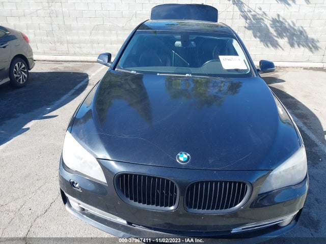 2013 Bmw 740i მანქანა იყიდება აუქციონზე, vin: WBAYA6C53DD143403, აუქციონის ნომერი: 37967411