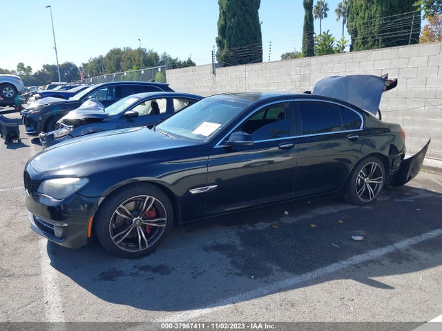 2013 Bmw 740i მანქანა იყიდება აუქციონზე, vin: WBAYA6C53DD143403, აუქციონის ნომერი: 37967411