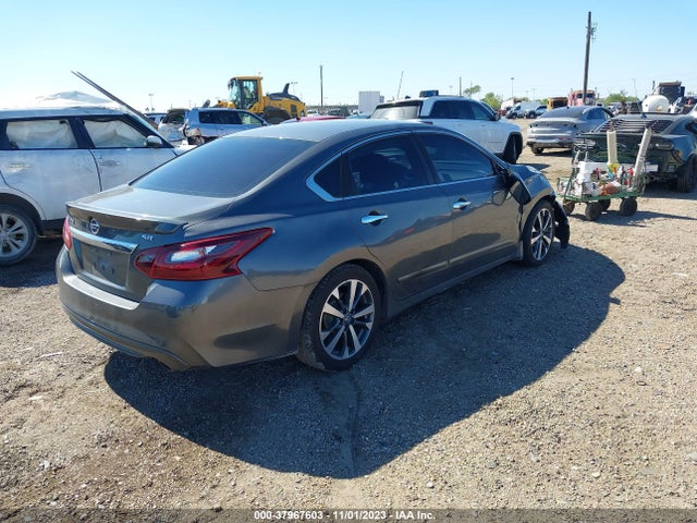 2017 NISSAN ALTIMA 2.5 SR VIN: 1N4AL3AP0HC135147