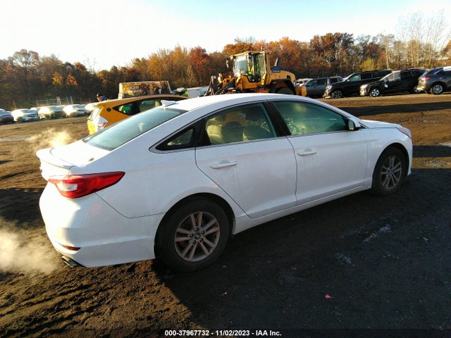 Hyundai SONATA SE 2016 5NPE24AF0GH350476 Image 4