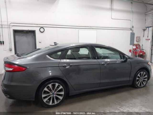 3FA6P0T99KR265279 Ford FUSION SE