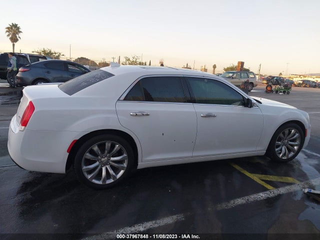 Chrysler 300 Limited 2019 2C3CCAEGXKH566119 Image 13