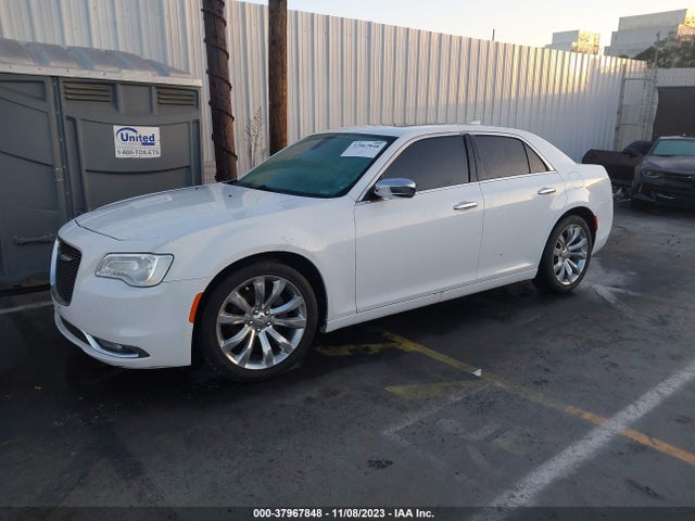 Chrysler 300 Limited 2019 2C3CCAEGXKH566119 Image 2
