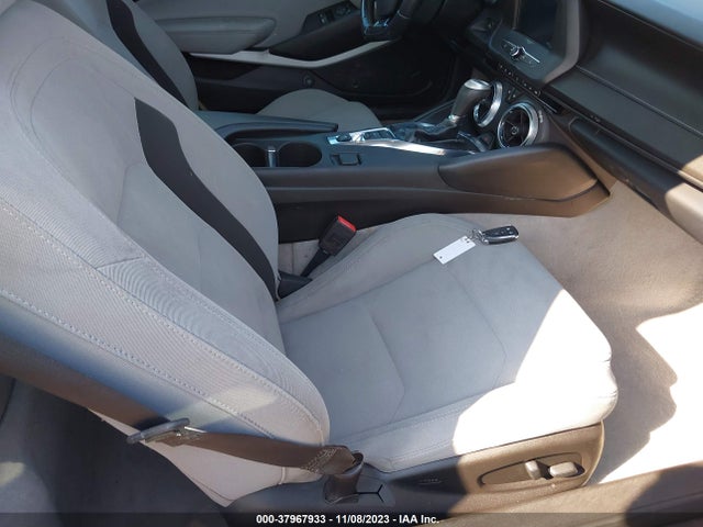 Chevrolet Camaro 1lt 2018 1G1FB1RS0J0167189 Image 5