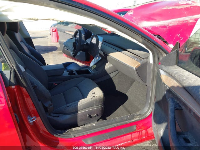 Tesla Model 3 Long Range 2022 5YJ3E1EB7NF208402 Image 5