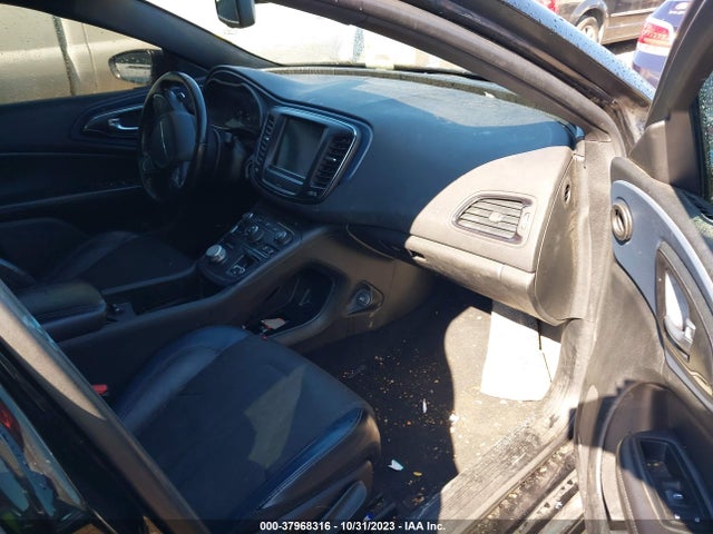 Chrysler 200 S 2015 1C3CCCBB6FN682290 Image 5