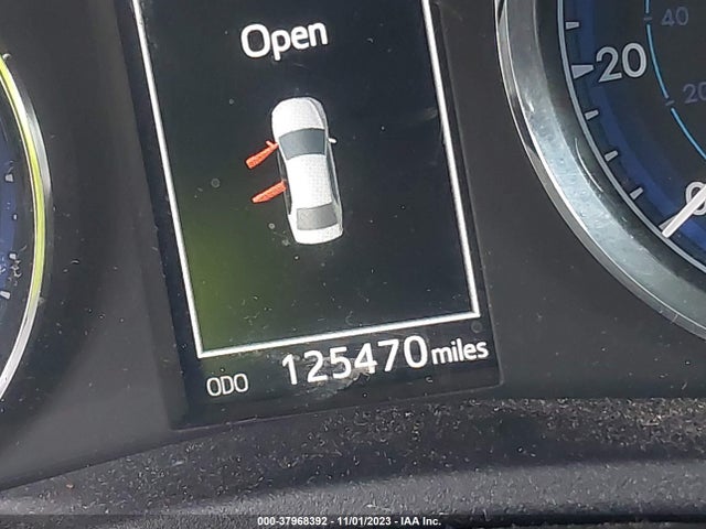 2017 TOYOTA COROLLA SE VIN: 2T1BURHE7HC928648
