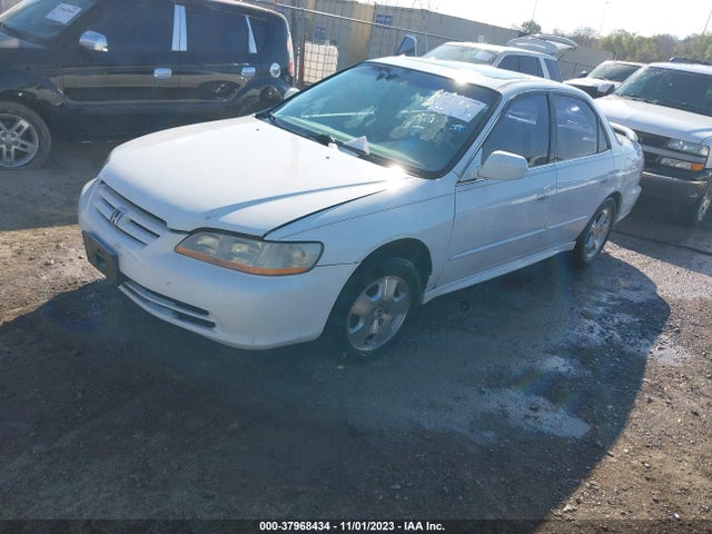 2001 HONDA ACCORD SDN EX W/LEATHER VIN: 1HGCG16581A017384