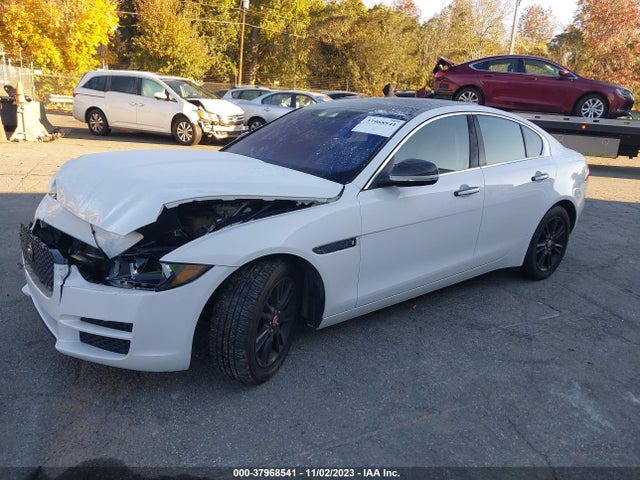 2019 JAGUAR XE SAJAD4FXXKCP46270 Photo 1